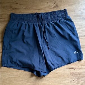 ALO Yoga Deep Blue Running Shorts 5” Lined